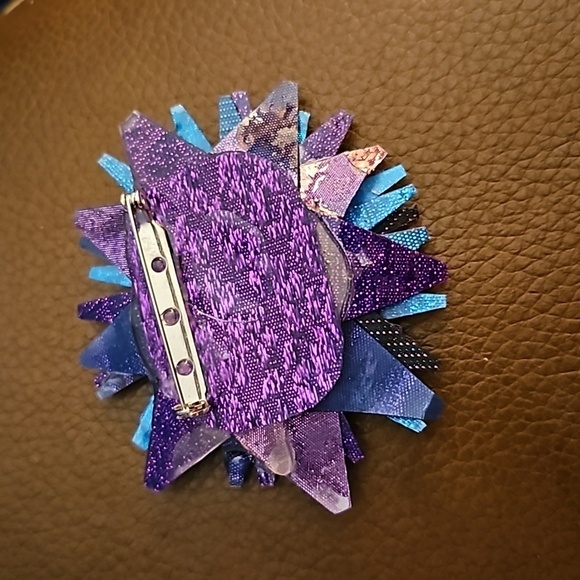 3/$20 Assorted Girl's Jewelry & Accessories - Picture 5 of 10